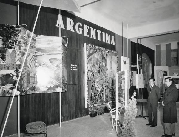 Fiera di Milano - Campionaria 1959 - Palazzo delle nazioni - Mostra ufficiale dell'Argentina