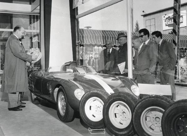 Fiera di Milano - Campionaria 1959 - Padiglione della Società Italiana per il Magnesio e Leghe del Magnesio - Interno