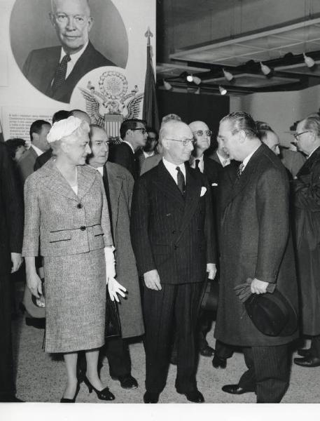 Fiera di Milano - Campionaria 1960 - Visita dell'ambasciatore degli Stati Uniti James Zellerbach