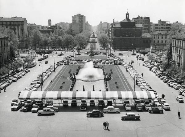 Milano - Piazzale Giulio Cesare - Veduta