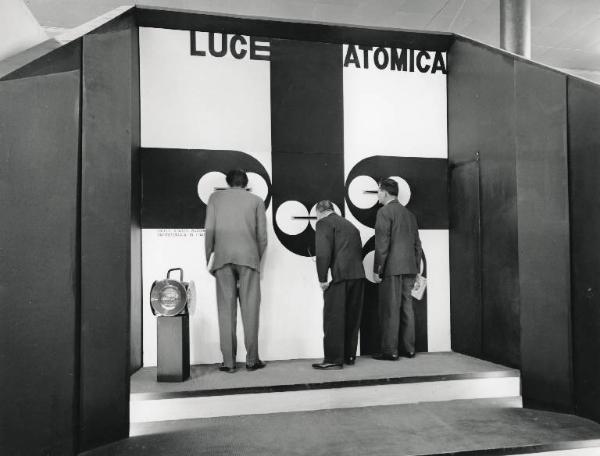 Fiera di Milano - Campionaria 1960 - Padiglione applicazioni energia nucleare - Interno