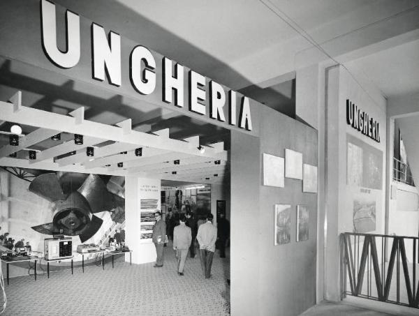 Fiera di Milano - Campionaria 1960 - Palazzo delle nazioni - Mostra ufficiale dell'Ungheria