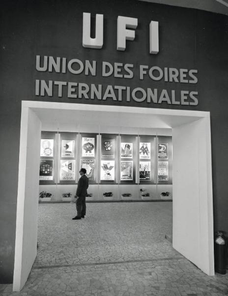 Fiera di Milano - Campionaria 1960 - Palazzo delle nazioni - Mostra dell'UFI (Union des foires internationales)