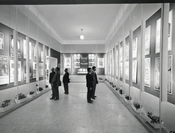 Fiera di Milano - Campionaria 1960 - Palazzo delle nazioni - Mostra dell'UFI (Union des foires internationales)