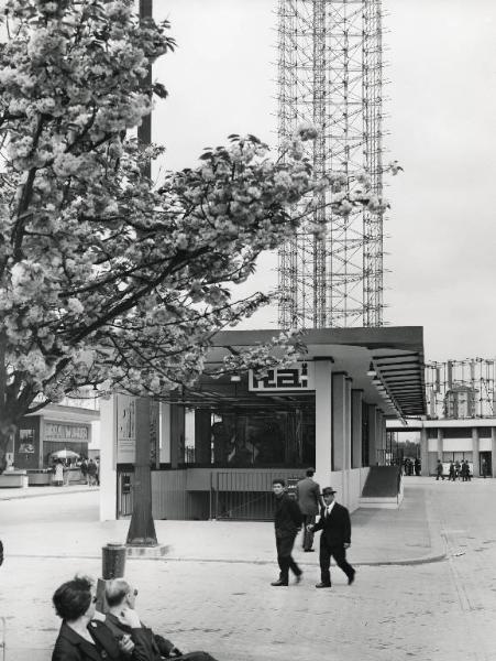 Fiera di Milano - Campionaria 1960 - Auditorio della RAI - Veduta esterna