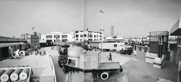 Fiera di Milano - Campionaria 1960 - Mostra "Bureau International des Containers" - Veduta panoramica