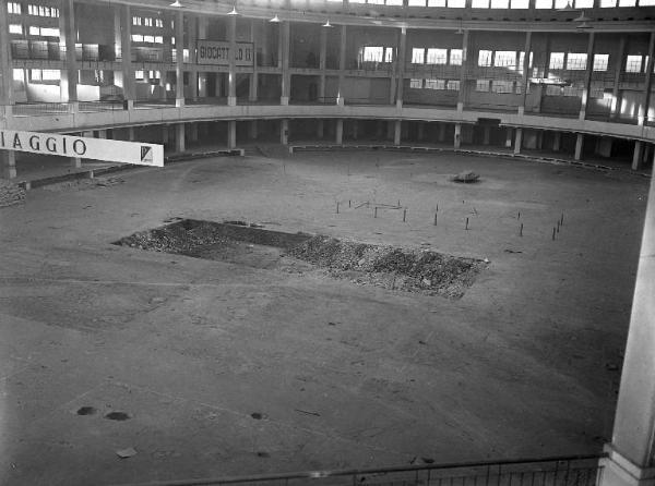 Fiera di Milano - Campionaria 1950 - Padiglione 31 - Allestimento