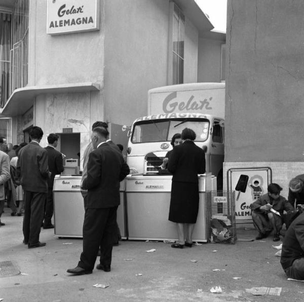 Fiera di Milano - Campionaria 1952 - Gelati Alemagna