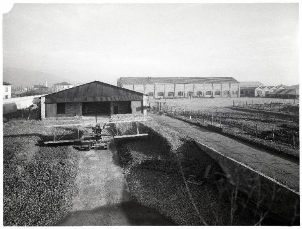 VI sezione Ernesto Breda - Brescia - Via Lunga - Stabilimento industriale - Esterno - Velivolo Caproni