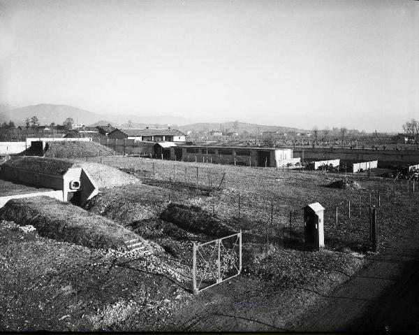 VI sezione Ernesto Breda - Brescia - Via Lunga - Stabilimento industriale - Esterno - Trincee - Ricoveri