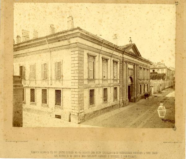 Milano - Via del Monte di Pietà - Palazzo del Genio militare