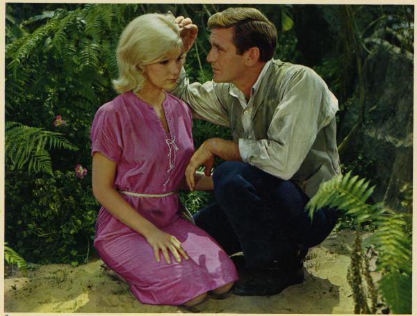 Rod Taylor e Yvette Carmen Mimieux - film "L'uomo che visse nel futuro" (George Pal)