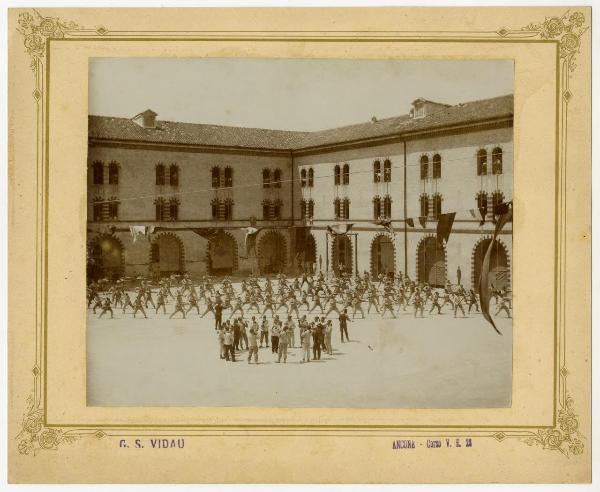 Esercitazione alla Scuola militare di Ancona