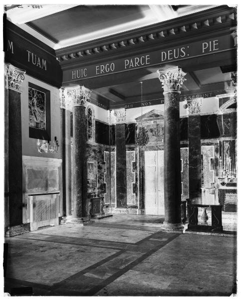 Milano - Cimitero Maggiore - Cimitero di Musocco - chiesa - interno