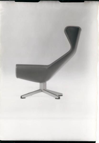 Poltroncina - Andries Van Onck - Olivetti - Milano - Studio Ballo&Ballo