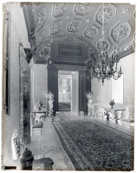 Milano - Palazzo Marino - sala di passaggio - interni