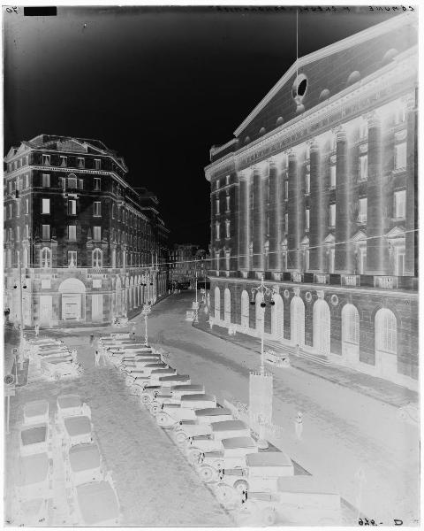 Milano - piazza Crispi - Banca Popolare di Milano - Palazzo Crespi