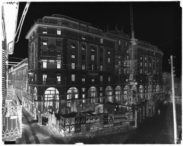 Milano - piazza Crispi - Palazzo Bolchini - lavori in corso - cantiere - edificio in costruzione