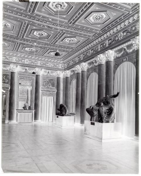 Milano - Villa Reale - Galleria d'Arte Moderna - Sala delle Colonne - Sala XVII - Sculture - Fidia