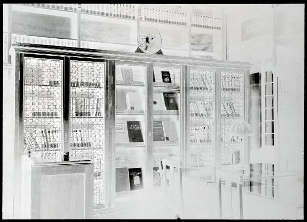 Milano - Castello Sforzesco - Civica Biblioteca - Sala studio - interno