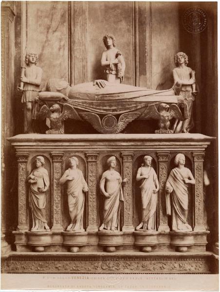 Lombardo, Tullio e Pietro - Monumento funebre del doge Andrea Vendramin (part.) - Scultura in marmo - Venezia - Basilica dei SS. Giovanni e Paolo - Presbiterio