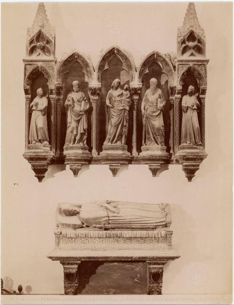 Nino Pisano e bottega e Dalle Masegne Jacobello (scuola) - Monumento funebre del doge Marco Cornaro - Scultura in marmo - Venezia - Basilica dei SS. Giovanni e Paolo - Controfacciata