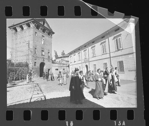 Gonzaga - Piazza e Torre Civica - Fiera Millenaria - Inaugurazione - Parata storica