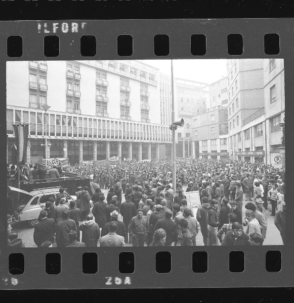 Manifestazione sindacale - Mantova - Piazza 80° Fanteria