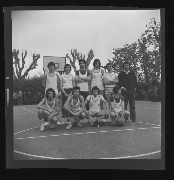 Pallacanestro - Torneo "juniores" 1974 - Formazione squadra  - Asola