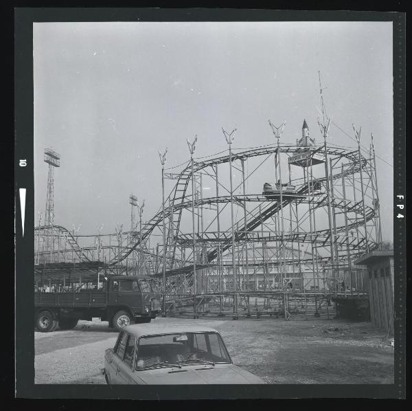 Luna park - Mantova - Piazzale Te - Montagne russe