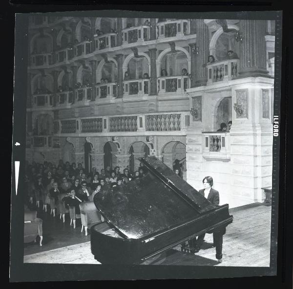 Ritratto maschile - Pianista - Francois Kerdoncuff - Mantova - Teatro Scientifico "Bibiena"