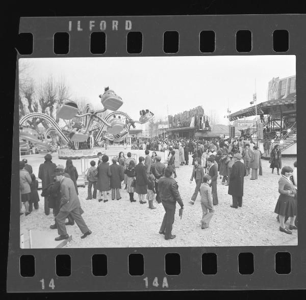 Luna park - Mantova - Piazzale Te - Festa del Santo patrono - Giostra Polipo