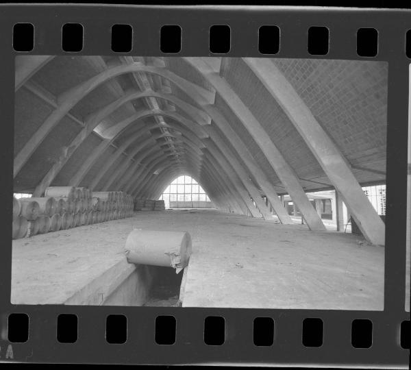 Mantova - Ex Fabbrica Mantovana di Concimi Chimici - Interno del capannone