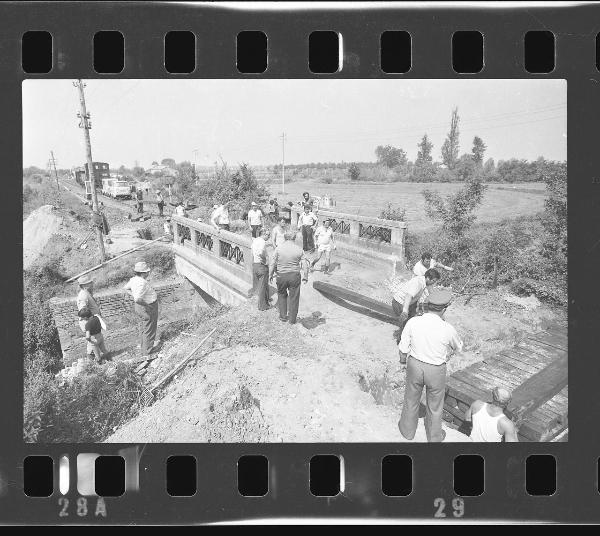 Linea ferroviaria Mantova-Cremona-Milano - Castellucchio - Ponte sul canale «Osone» - Lavori in corso