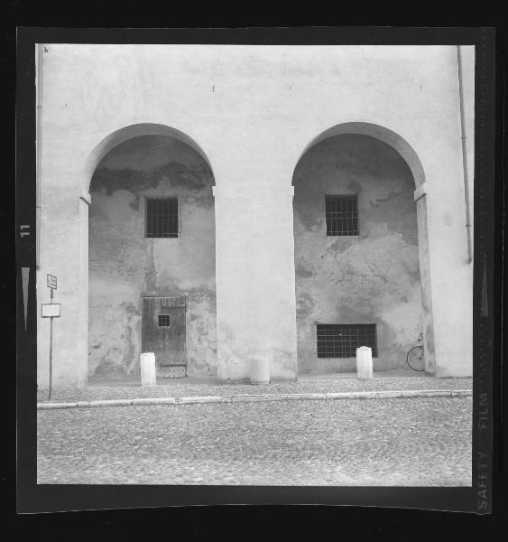 Mantova - Piazza Sordello - Palazzo Ducale - Ingresso deposito