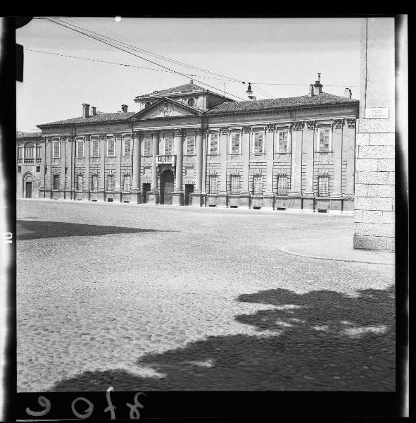 Mantova - Piazza Carlo D'Arco-Piazza S. Giovanni - Palazzo D'Arco - Facciata