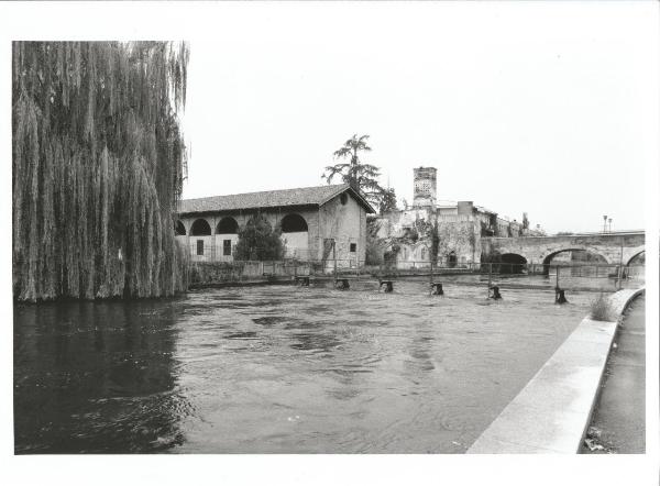 Turbigo - Naviglio Grande - Ponte antico - Cascina - Salice piangente