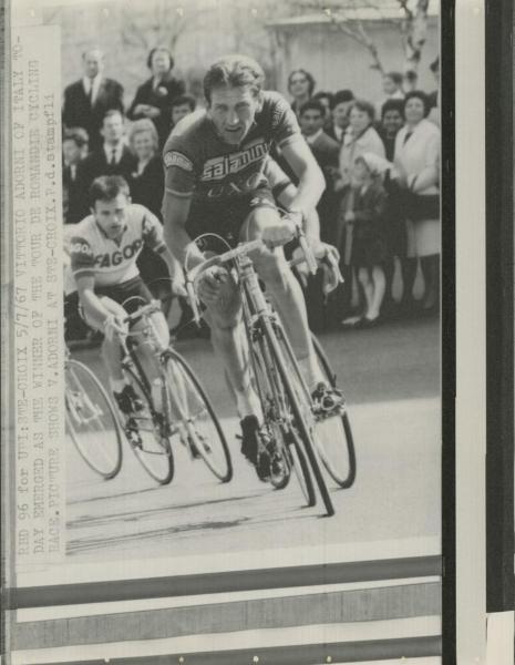 Ciclismo - Vittorio Adorni - Tour de Romandie 1967 - Tappa Le Locle-Sainte Croix - Volata finale