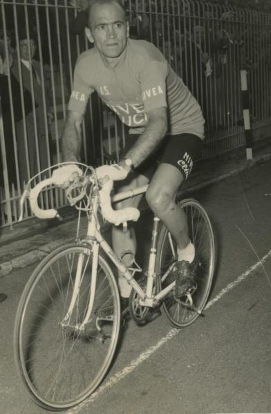 Ciclismo - Fiorenzo Magni - 39° Giro d'Italia - Tappa San Pellegrino Terme-MIlano - Giro d'onore