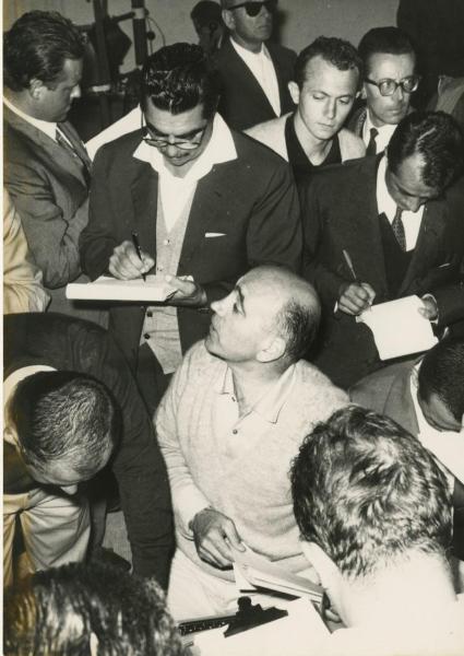 Ciclismo - Fiorenzo Magni - Varese - Conferenza stampa con i giornalisti al termine della corsa Tre Valli Varesine 1965