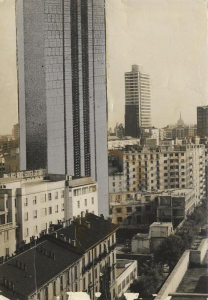 Milano - Centro direzionale - Vista panoramica dall'alto - Fotomontaggio