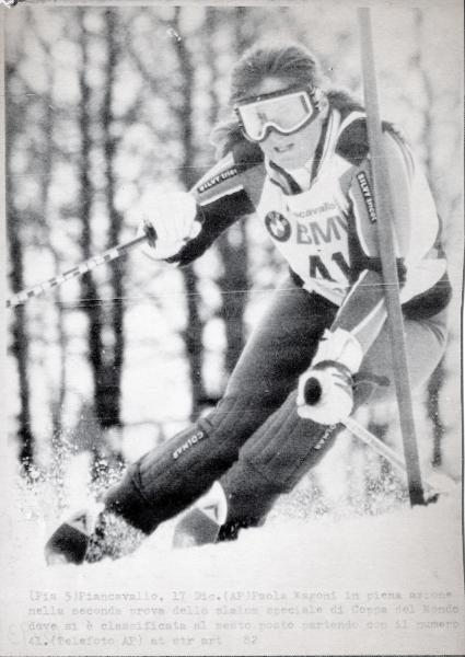 Sport invernali - Sci alpino - Slalom speciale femminile - Piancavallo - Coppa del mondo di sci alpino 1982 - Paola Magoni in azione
