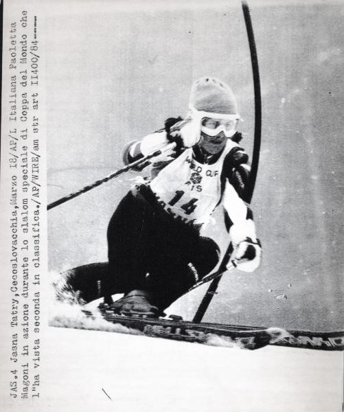 Sport invernali - Sci alpino - Slalom speciale femminile - Jasna (Slovacchia) - Coppa del mondo di sci  alpino 1984 - Paola Magoni in azione