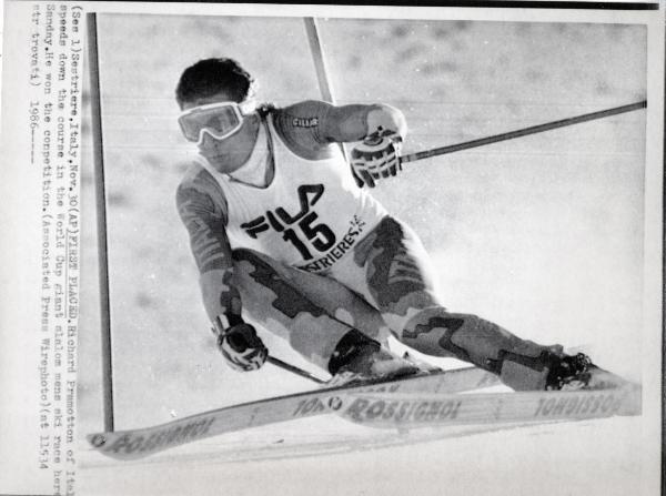 Sport invernali - Sci alpino - Slalom gigante maschile - Sestriere - Coppa del mondo di sci alpino 1986 - Richard Pramotton in azione
