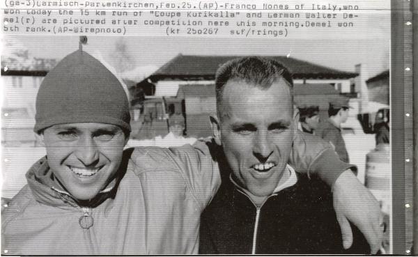 Sport invernali - Sci di fondo maschile - Garmisch Partenkirchen (Germania) - Coppa Kurikkala 1967 - Gara 15 km - Il vincitore Franco Nones con Walter Demel - Ritratto