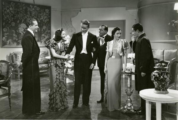 Scena del film "Fuochi d'artificio" - Righelli, Gennaro, 1938 - Una scena del film "Fuochi d'artificio" con Amedeo Nazzari, Giuseppe Porelli, Neda Naldi, Anna Valpreda.