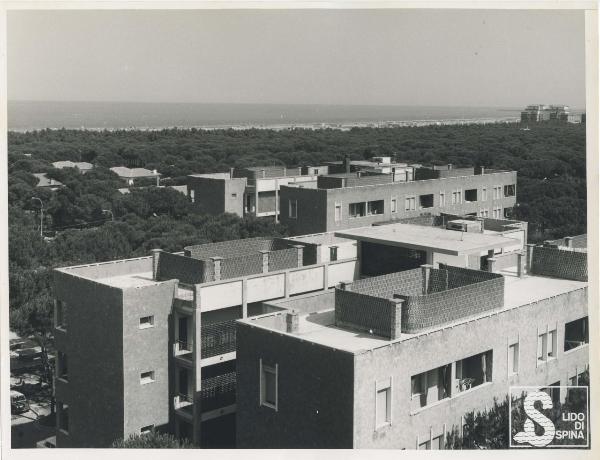 Lido di Spina - Izar Immobiliare - Quartiere giardino Le Valli - Edifici per abitazioni