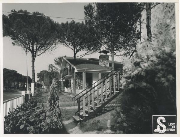 Lido di Spina - Izar Immobiliare - Quartiere giardino Le Valli - Villetta