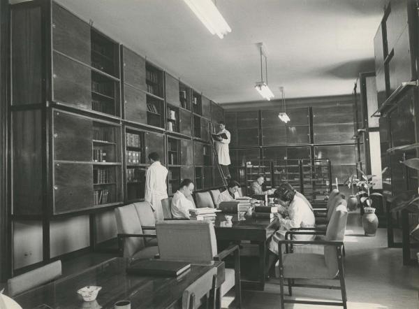 Milano - Farmitalia - Laboratorio ricerche - Biblioteca - Ricercatori