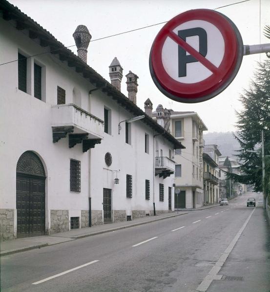 Stresa - XVIII Conferenza del traffico e della circolazione - Materie plastiche - Vedril - Segnaletica stradale - Divieto di parcheggio